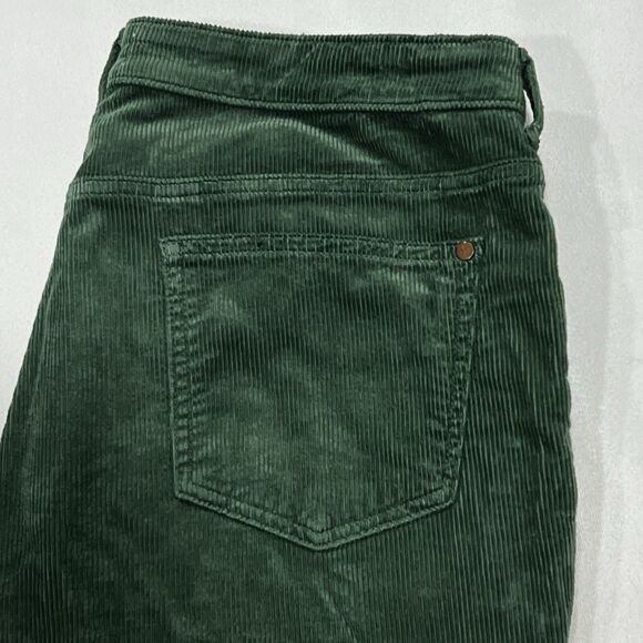 Anthropologie Pilcro Women Green Corduroy Flare Bootcut Leg Pants Size 32P 32X29 - Picture 1 of 12